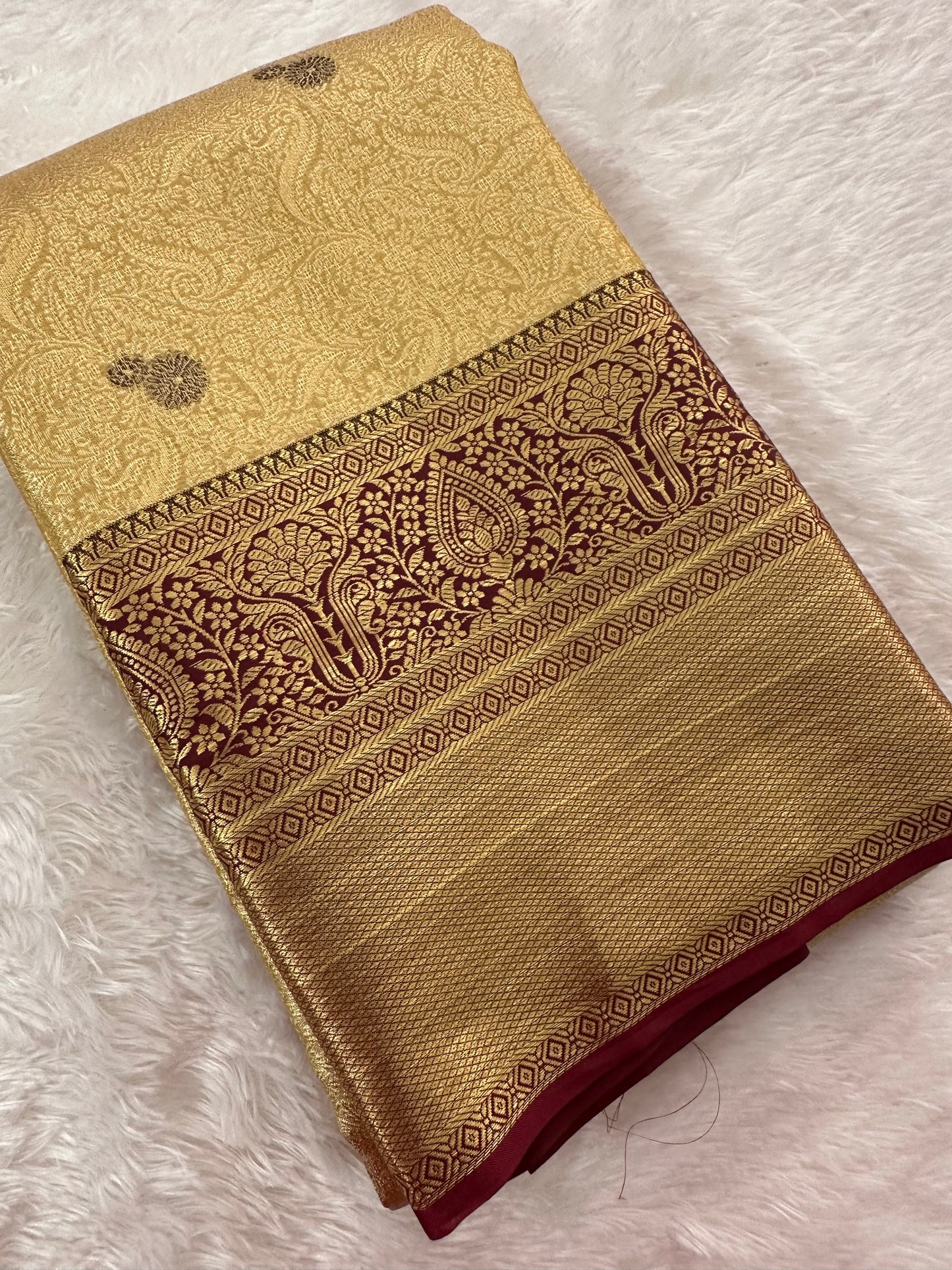 Kanchi Tissue Semi Silk-M16