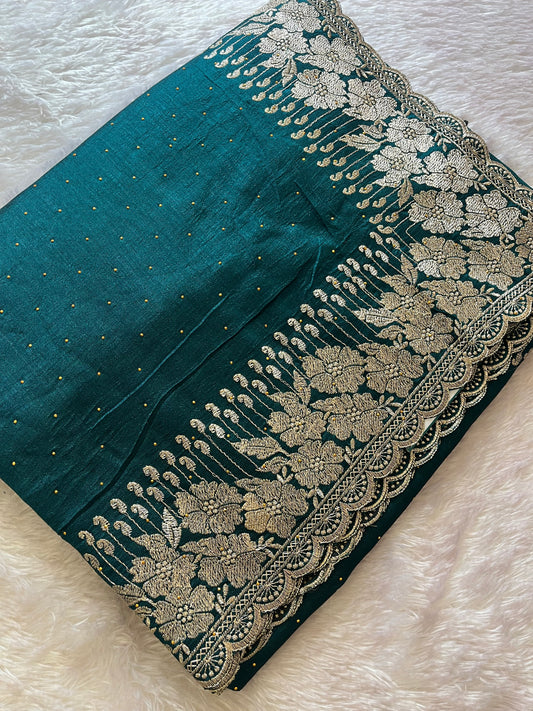Scallop borde Fancy saree