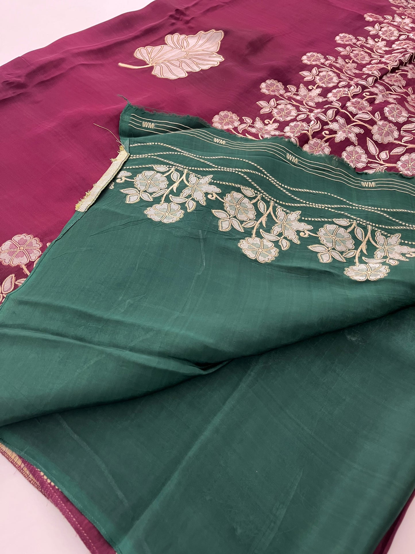 Chinnon Silk Premium Lily Green x Red-1121