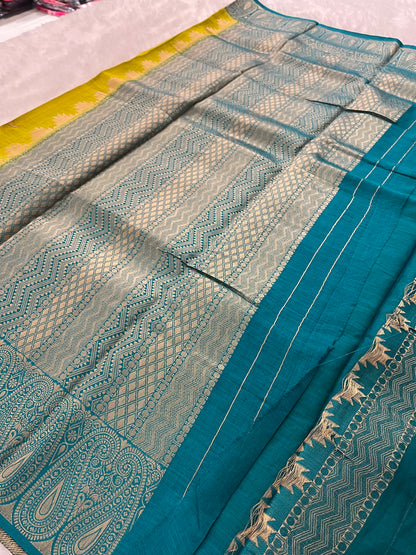 Crape Sparrow Buttas Fancy -F8