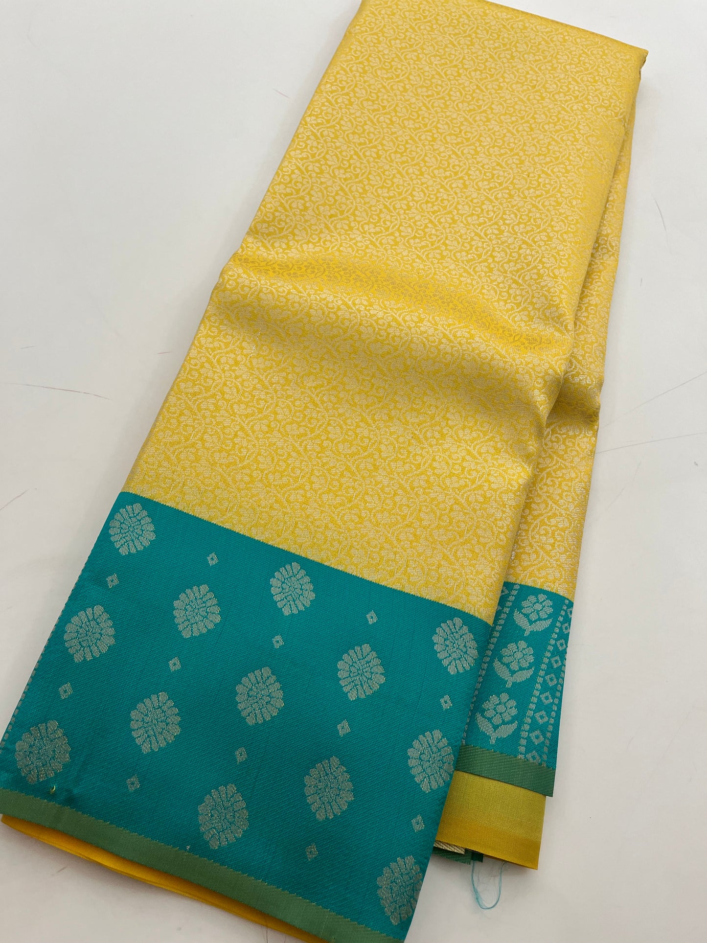 810 VALKALAM SILK/ SEMI SILK