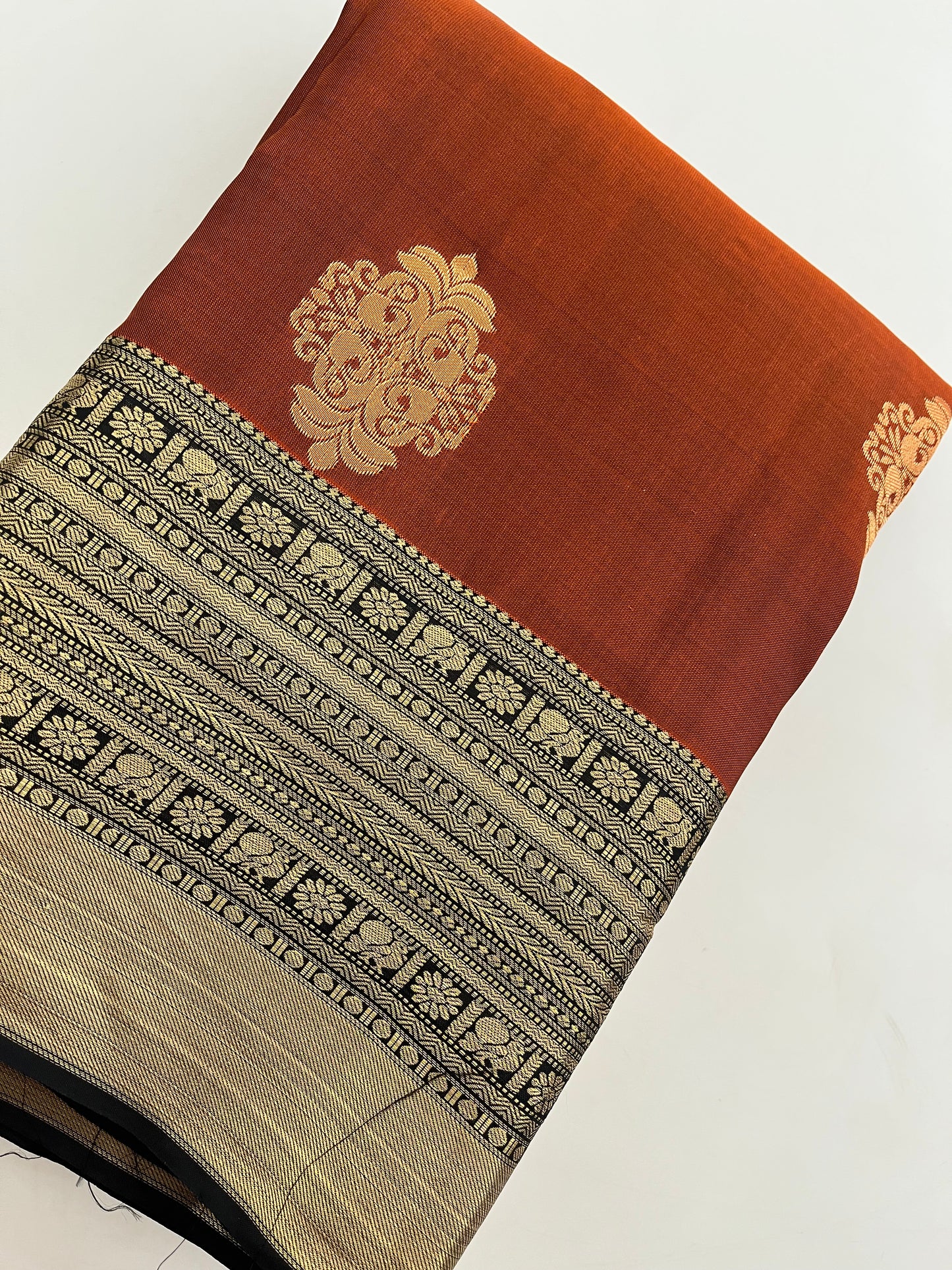 Ju4pure Mix silk saree