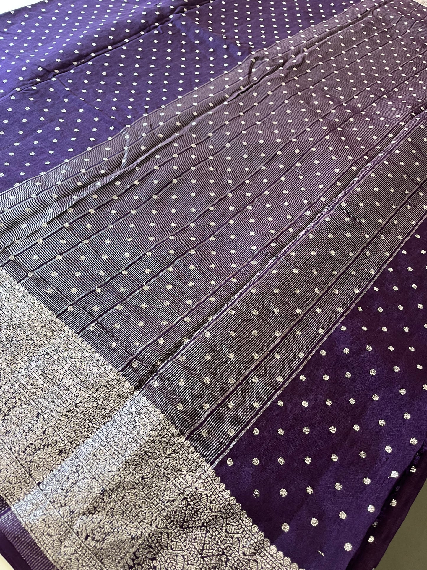 Silver Butties Banarasi Viscose