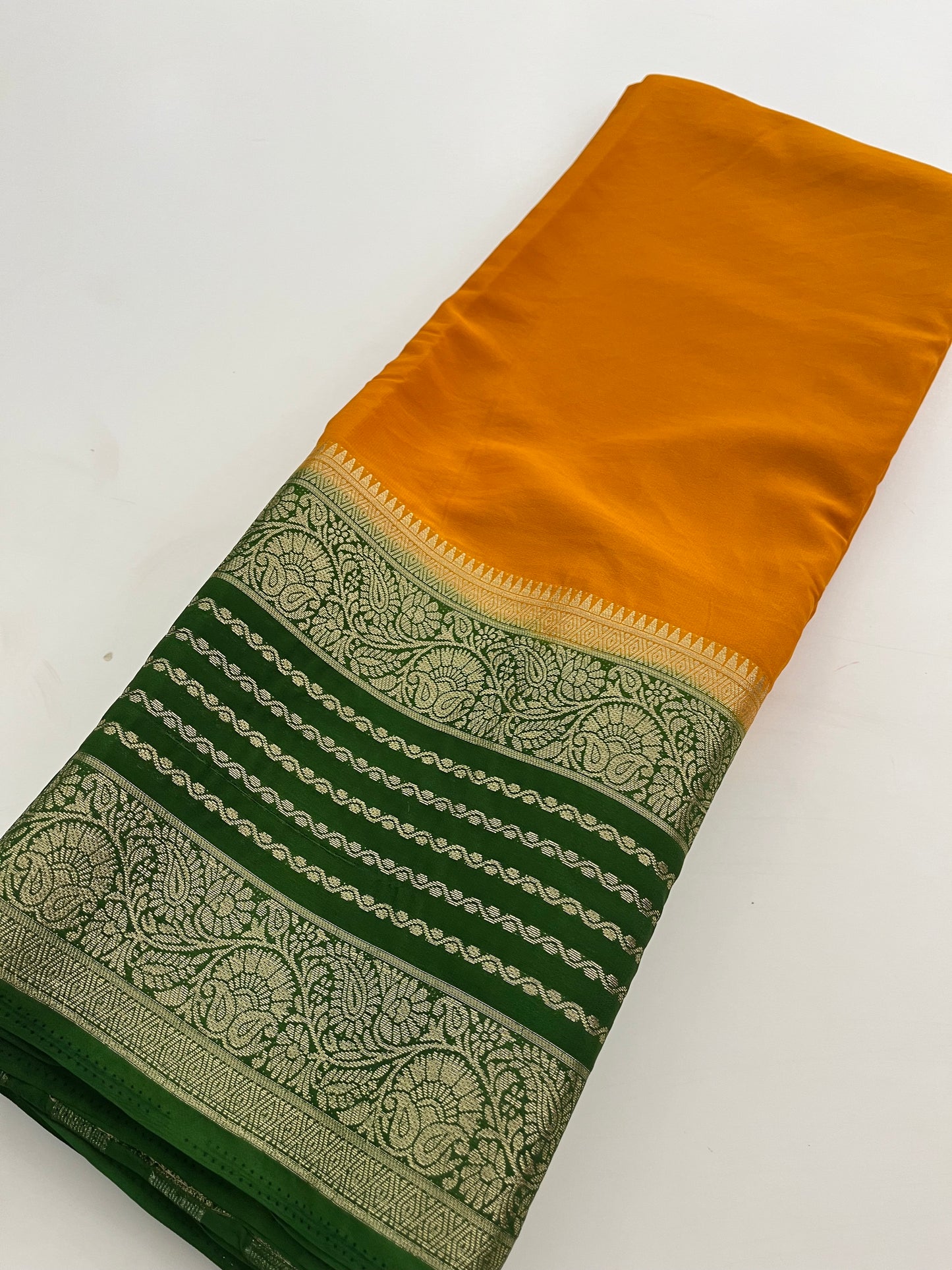 310 semi crape silk kaddi pallu