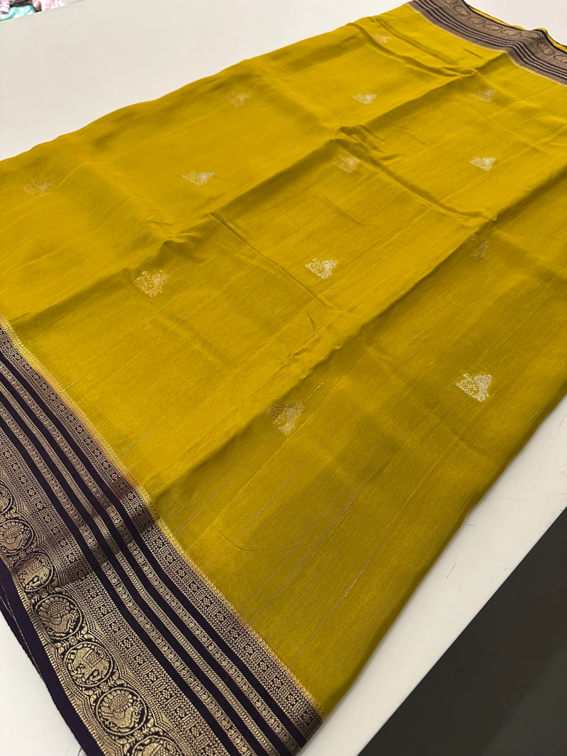 Cut Dana Work Border Chinnon Saree -AU6