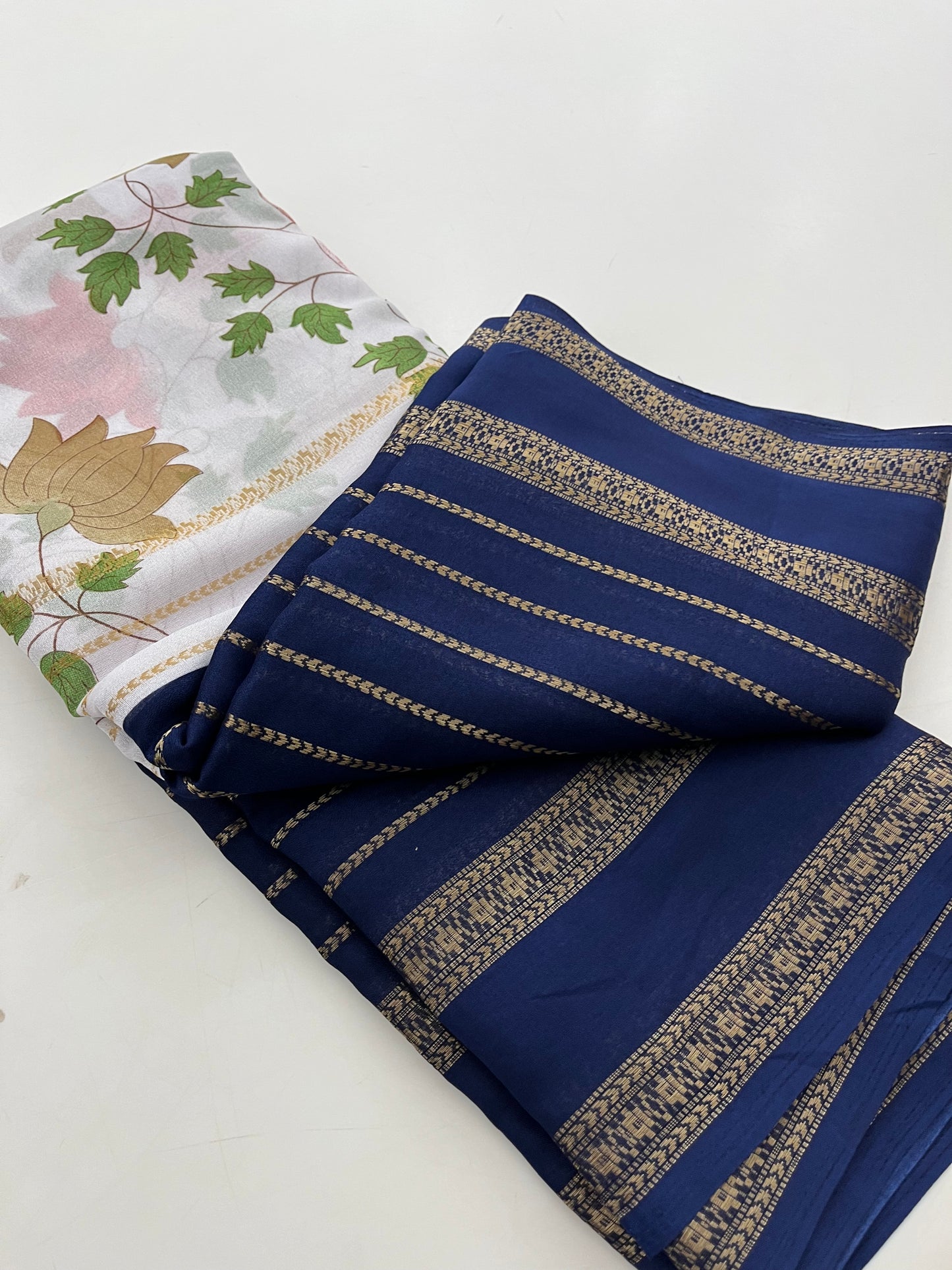 AP18 Floral chiffon