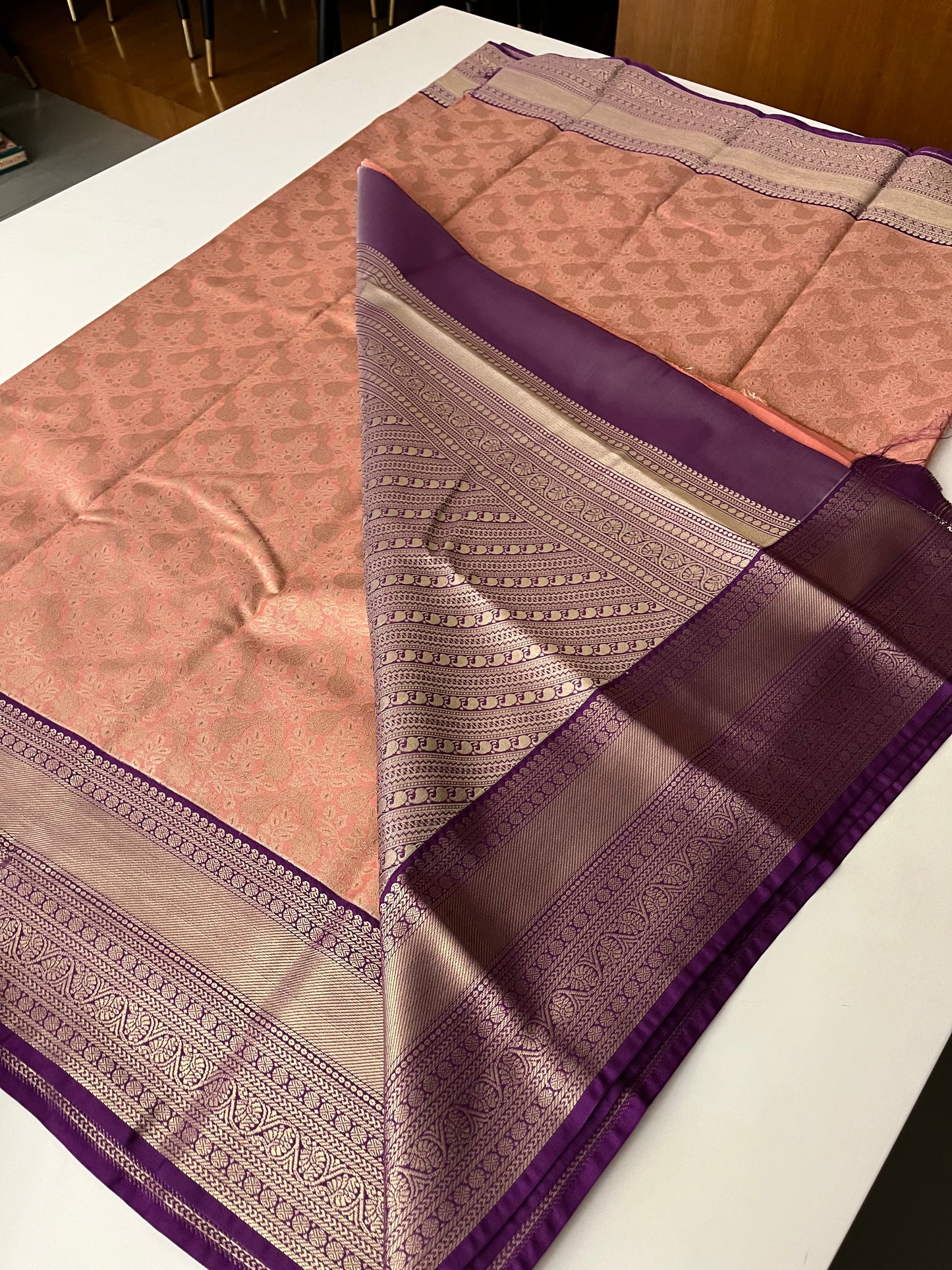 Ju11 Semi Silk