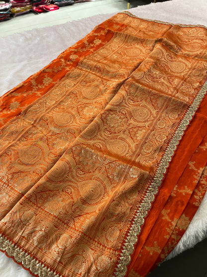 Banarasi Brocade Fancy scallop Border