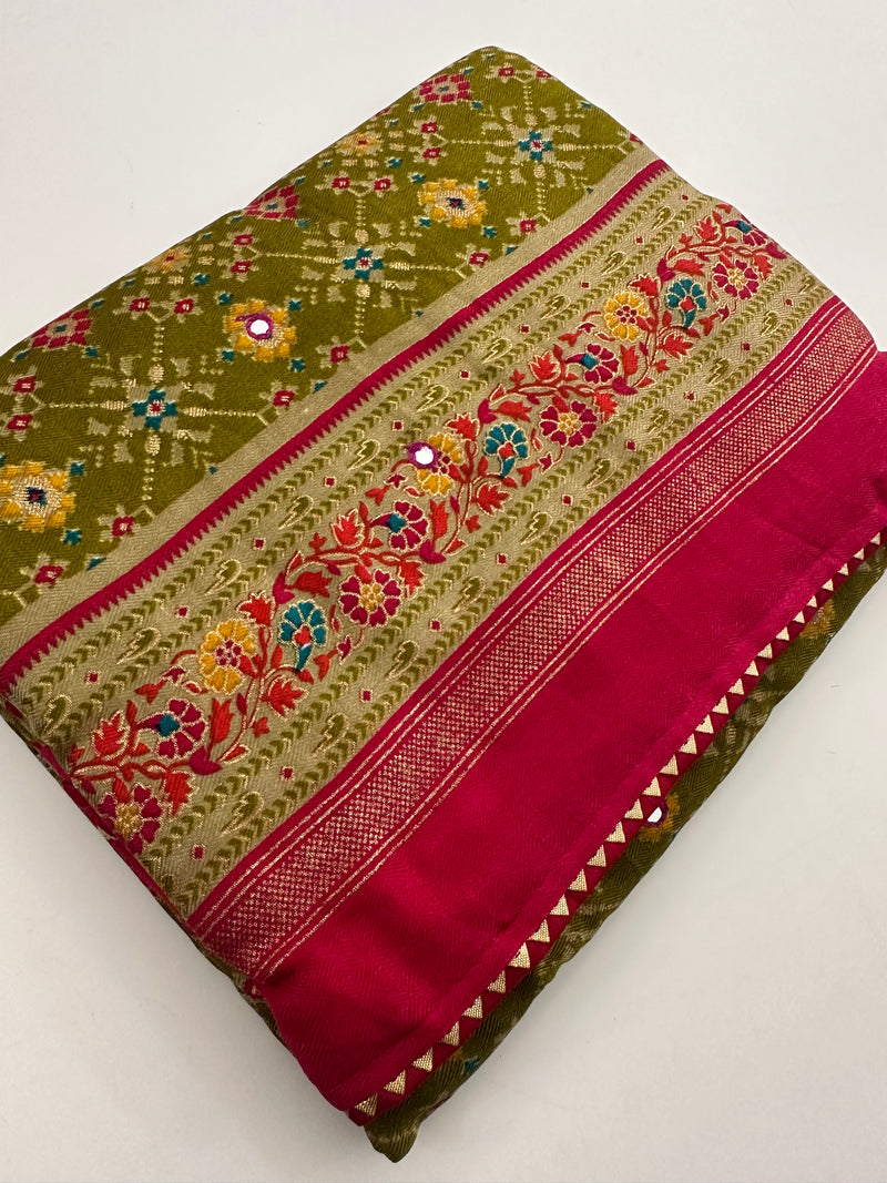Crush Patola Bandhini Saree – Olive X Pink AU24
