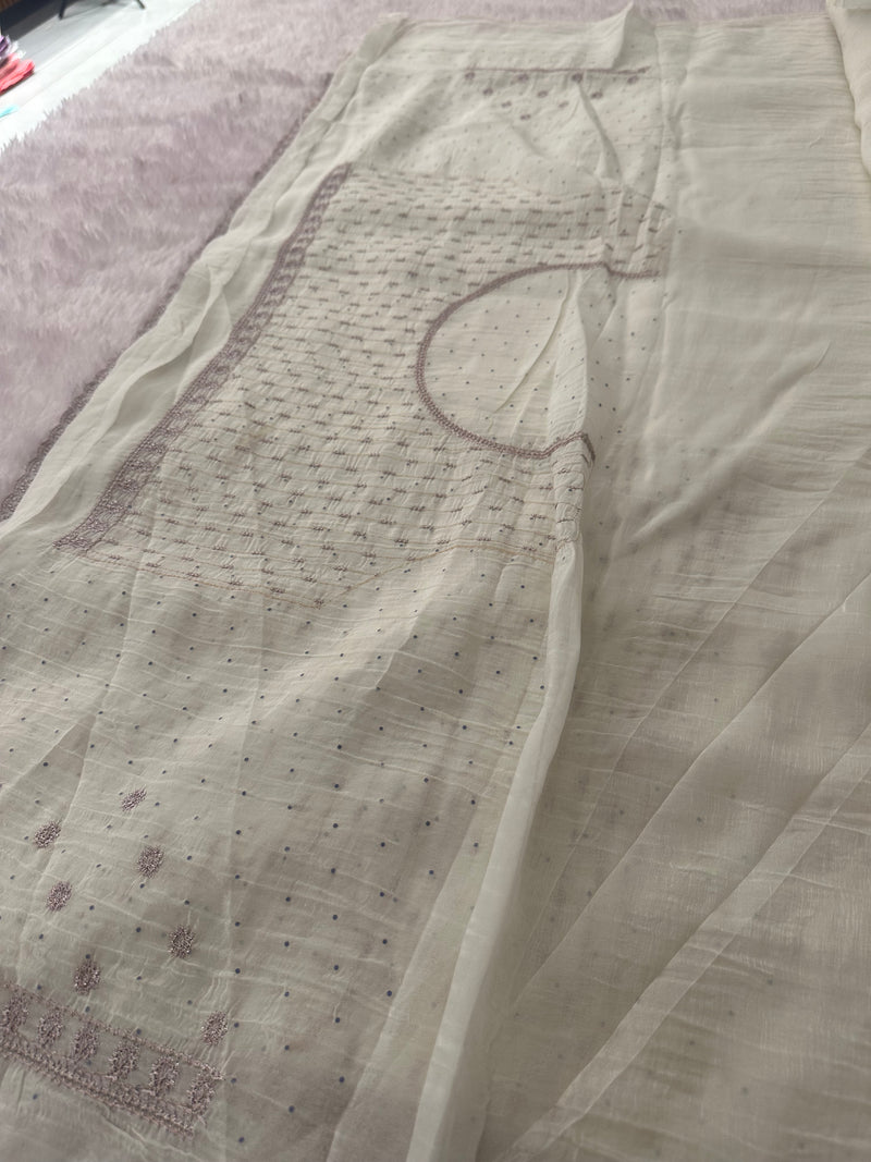 Fancy Embroidery-M17