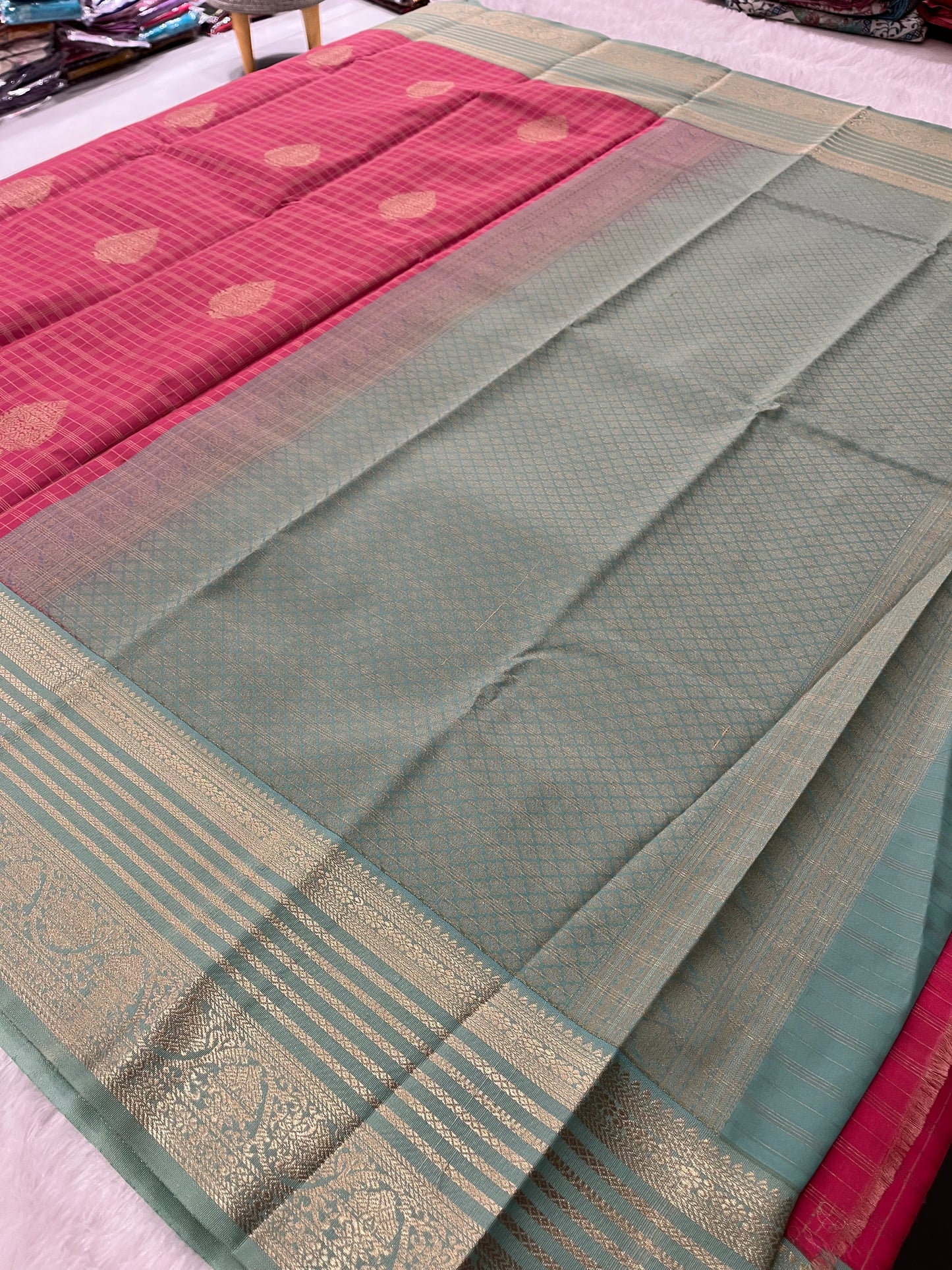 Kanchi  Semi Silk F4