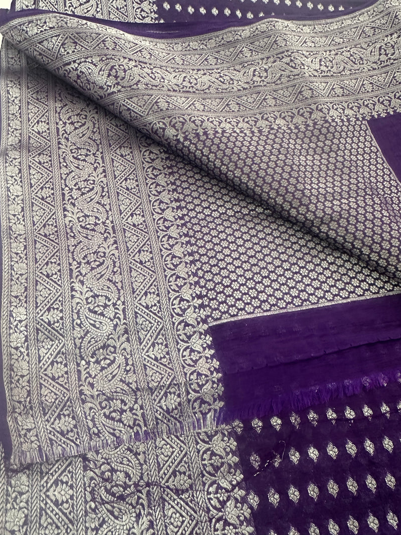 Silver 1000 Butties Fancy Saree,, comes with rich silver pallu and silver brocade style blouse pice🌹-AU13