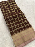 Premium Georgette Sarees In Checks Zari and Small Border with Contrast Blouse Piece 🌹-JU18