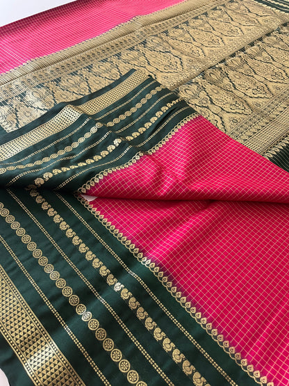 Crape Banarasi Checks Contrast