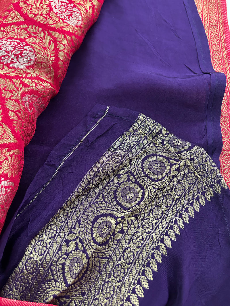 Crape Crush Georgette Sarees in gold and silver finish weaving comes in beautiful 3 Colors and Contrast blouse pieces🌹-JU31