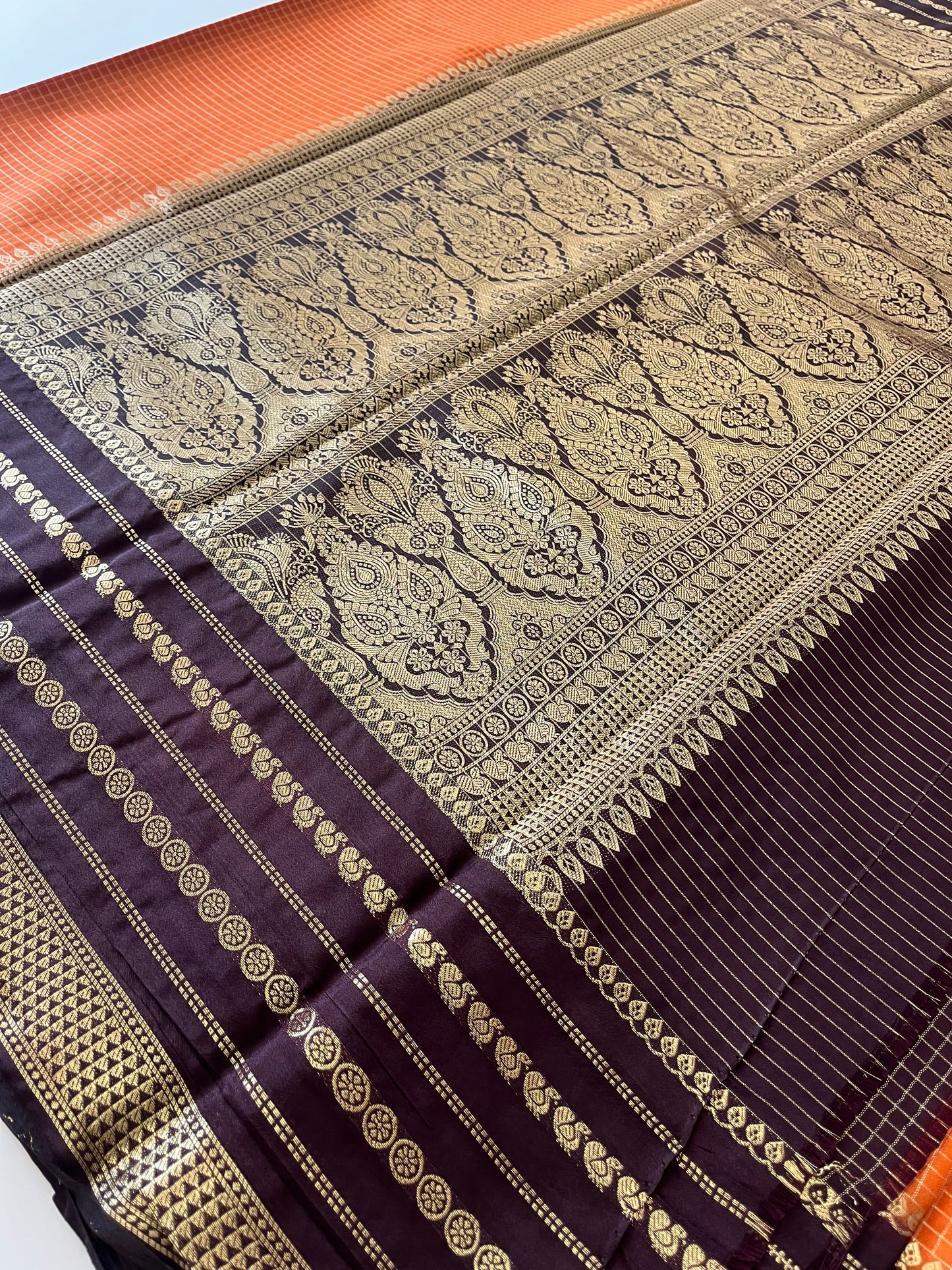 Crape Banarasi Checks Contrast