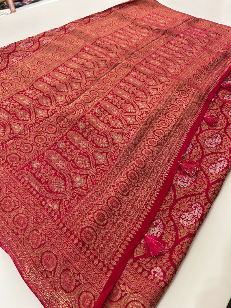 Crape Crush Georgette Sarees in gold and silver finish weaving comes in beautiful 3 Colors and Contrast blouse pieces🌹-JU31