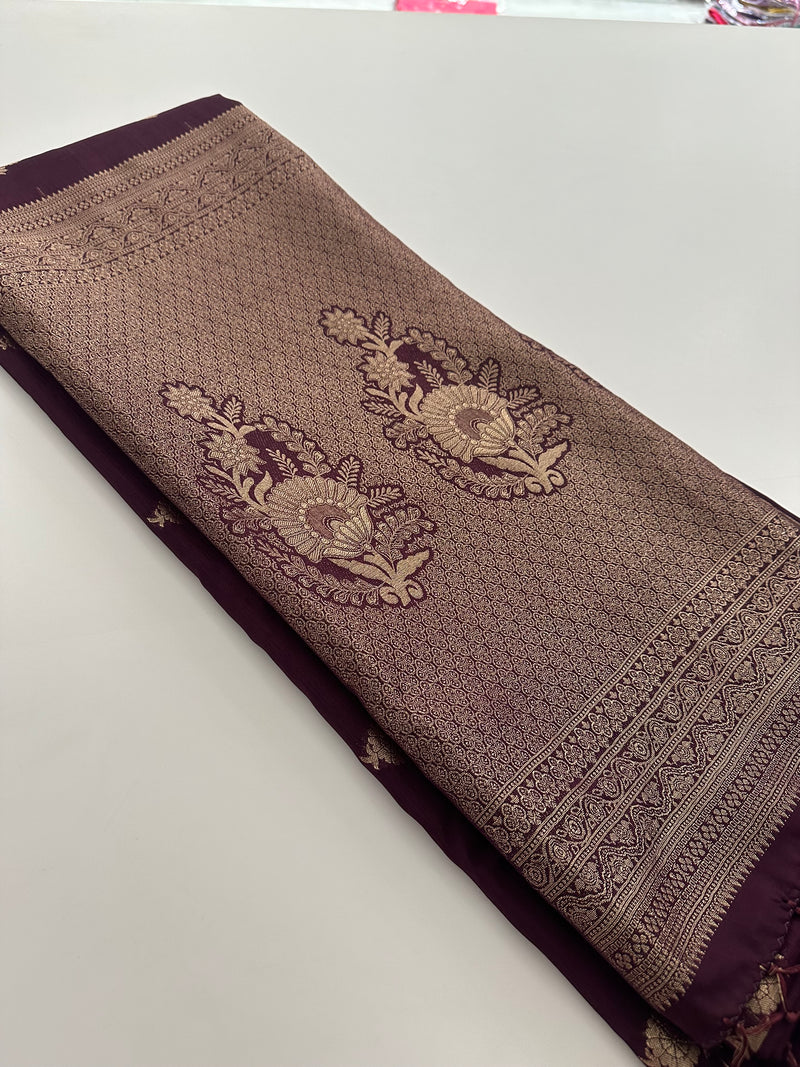 Venkatagiri fancy soft Linen Cotton sarees with self blouse and fancy Border and Butties all over🌹 - AU12