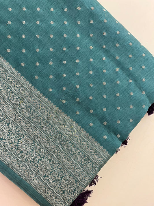Banarasi Silver Butties