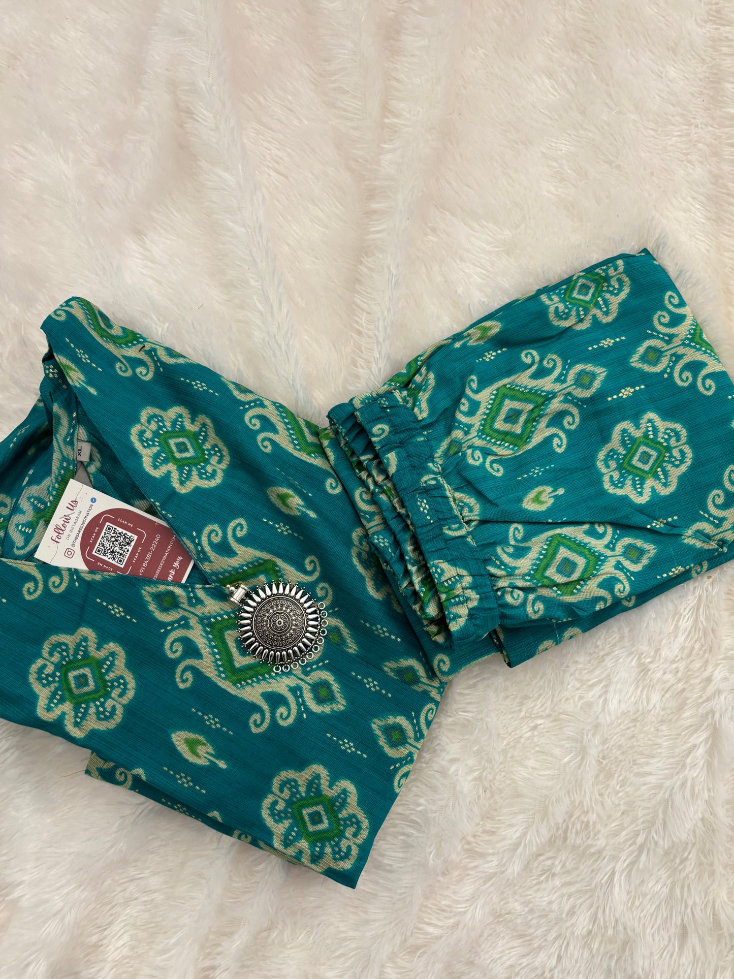 Office Wear Kurti With Pendant