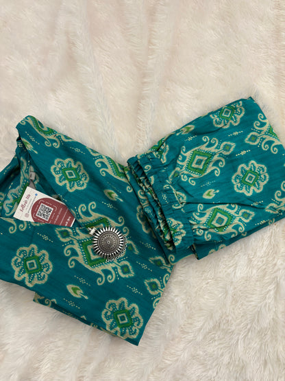 Office Wear Kurti With Pendant