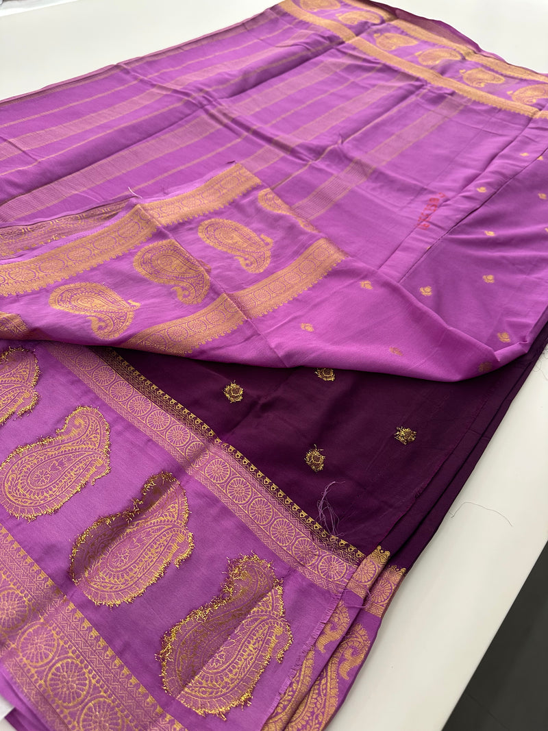 Vintage Semi Crepe Silk Saree with contrast butti blouse and mango border-Au15