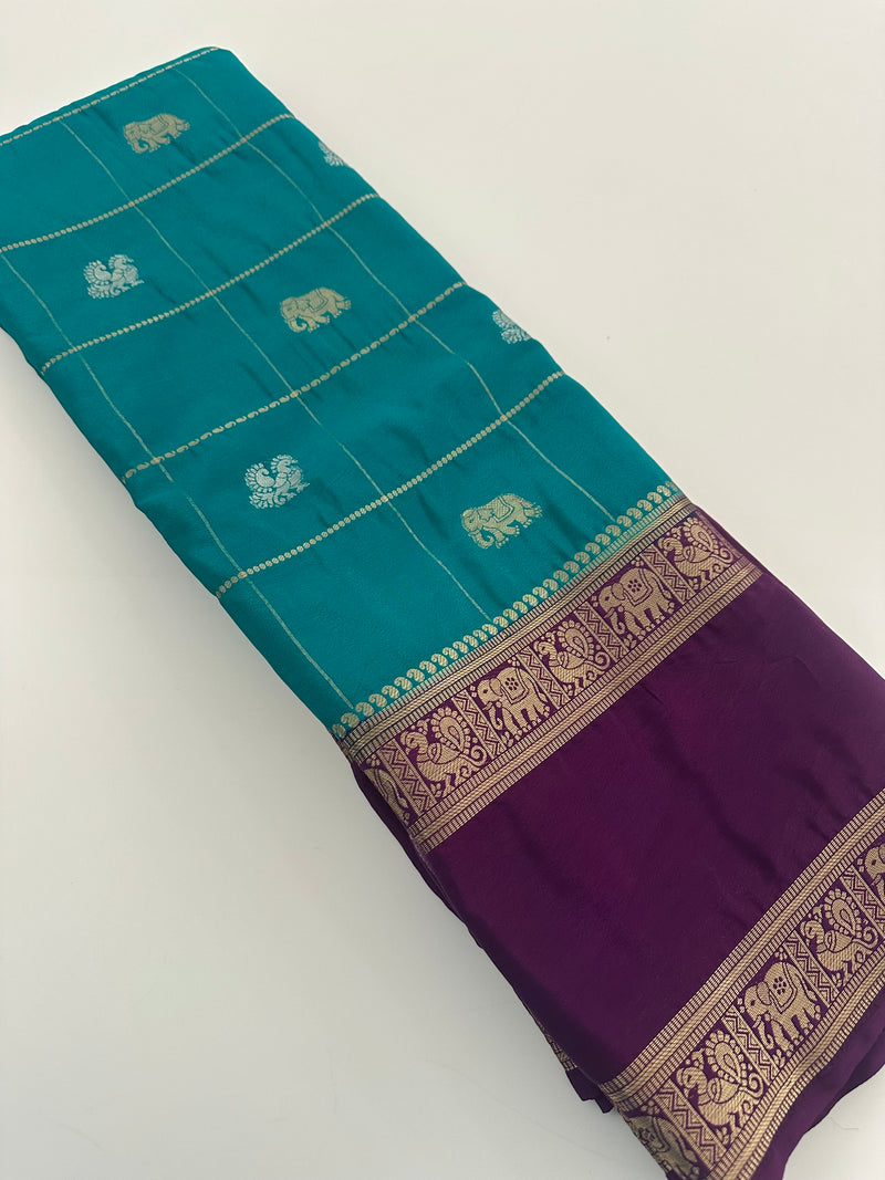 Premium Semi Mysore Silk sarees with silver and gold weavings and contrast blouse piece🌹-AU9