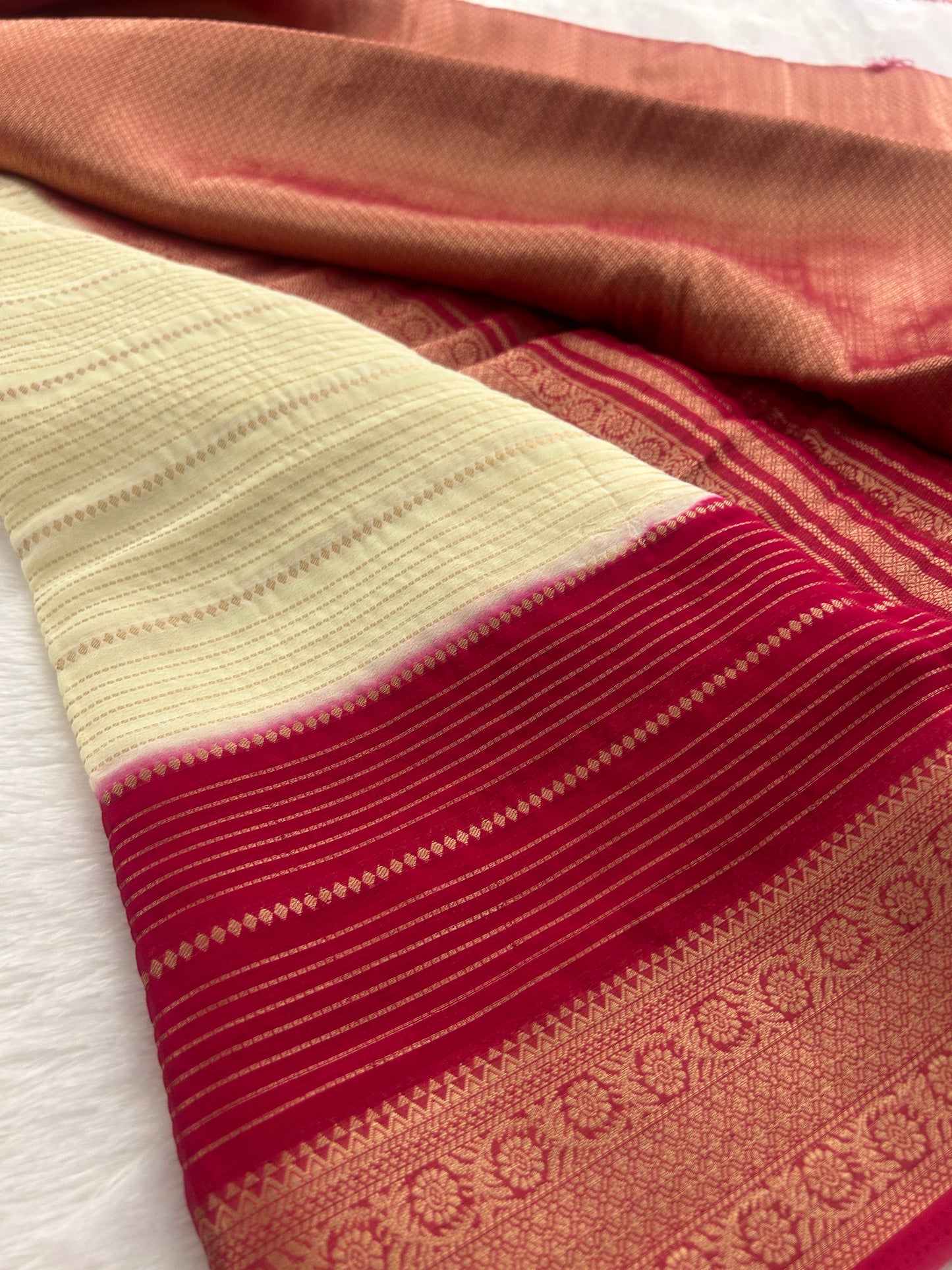 Striped Contrast Semi Mysore Silk