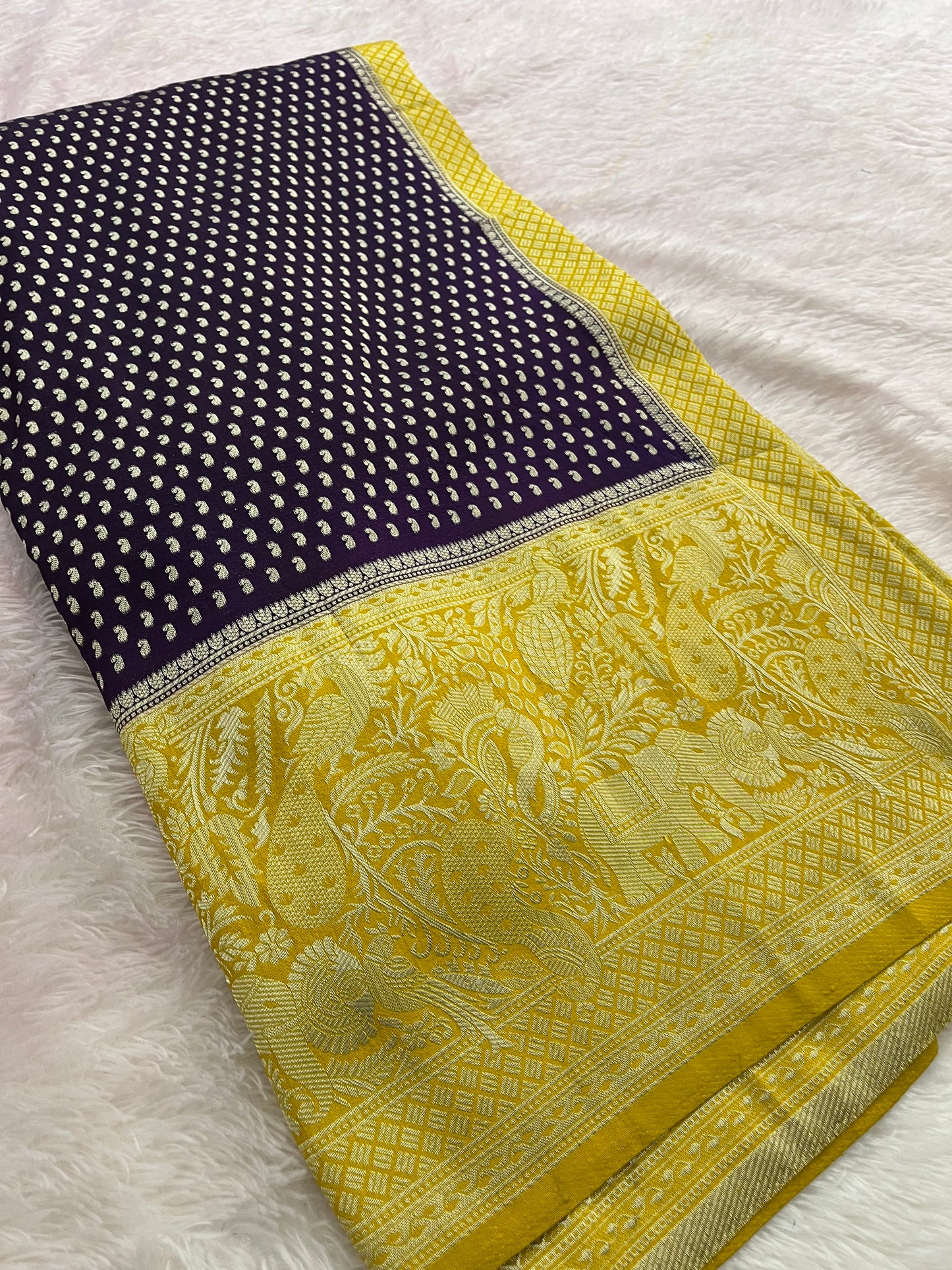 Kaddi Banarsi Small Butties Fancy