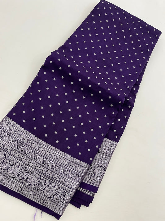 Ju9 Banarasi Crepe Silver