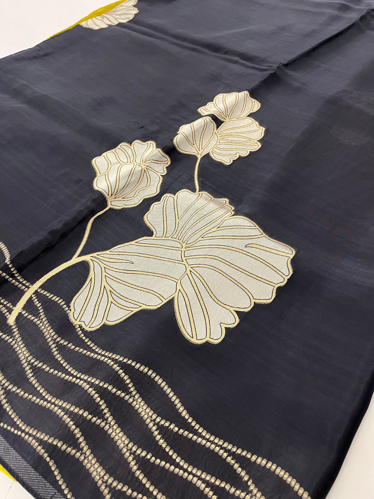 Chinnon Silk Premium Lily Green x Red-1121