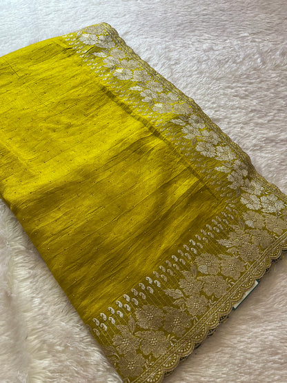 Scallop borde Fancy saree