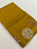 ButterSilk Tussar Sarees are back in stock🌹
Comes with aari work and scallop style borders and cutwork buttas🌹-JU18