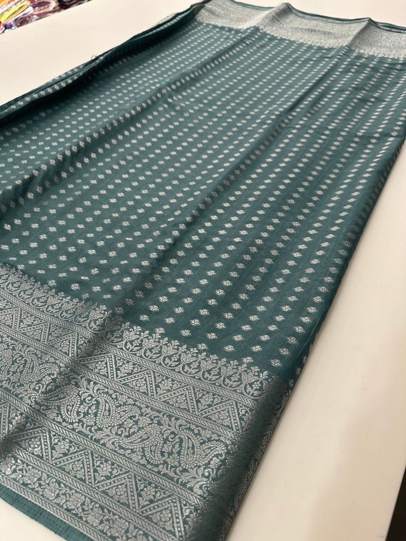 Silver 1000 Butties Fancy Saree,, comes with rich silver pallu and silver brocade style blouse pice🌹-AU13