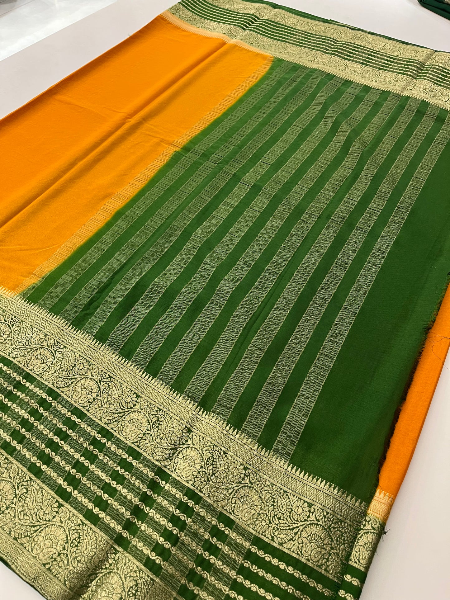 310 semi crape silk kaddi pallu