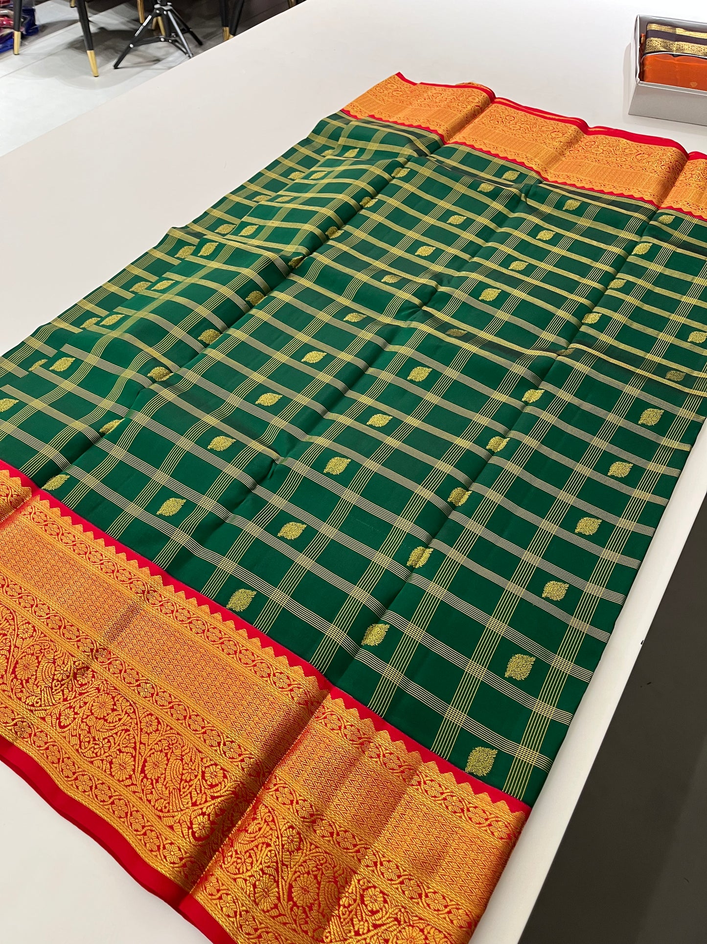 Pure Kanchipuram silk saree with silk mark certified