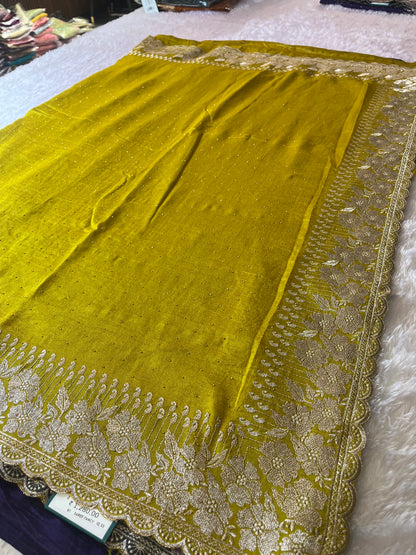Scallop borde Fancy saree