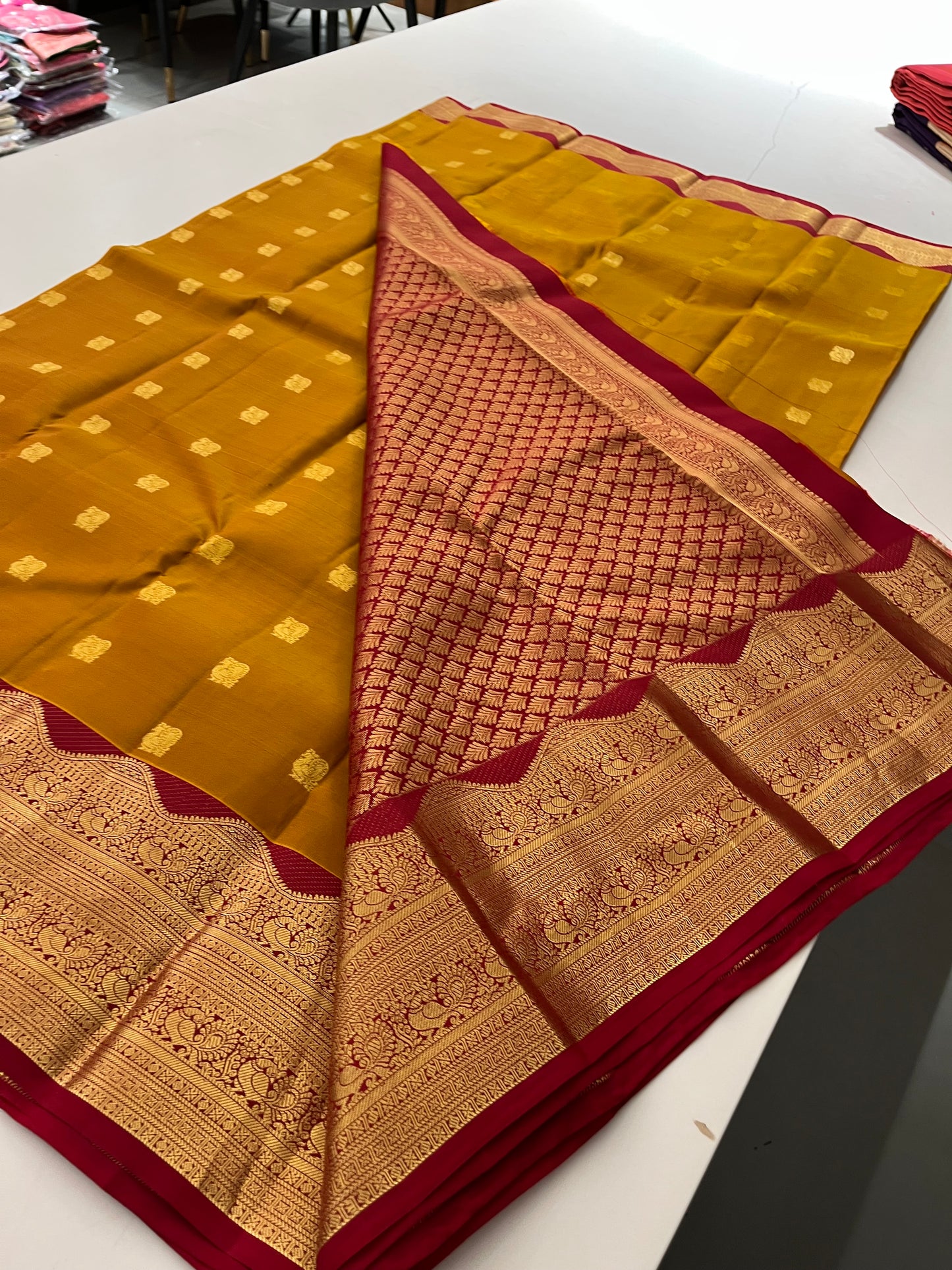 Kanchi Pattu Silk Saree