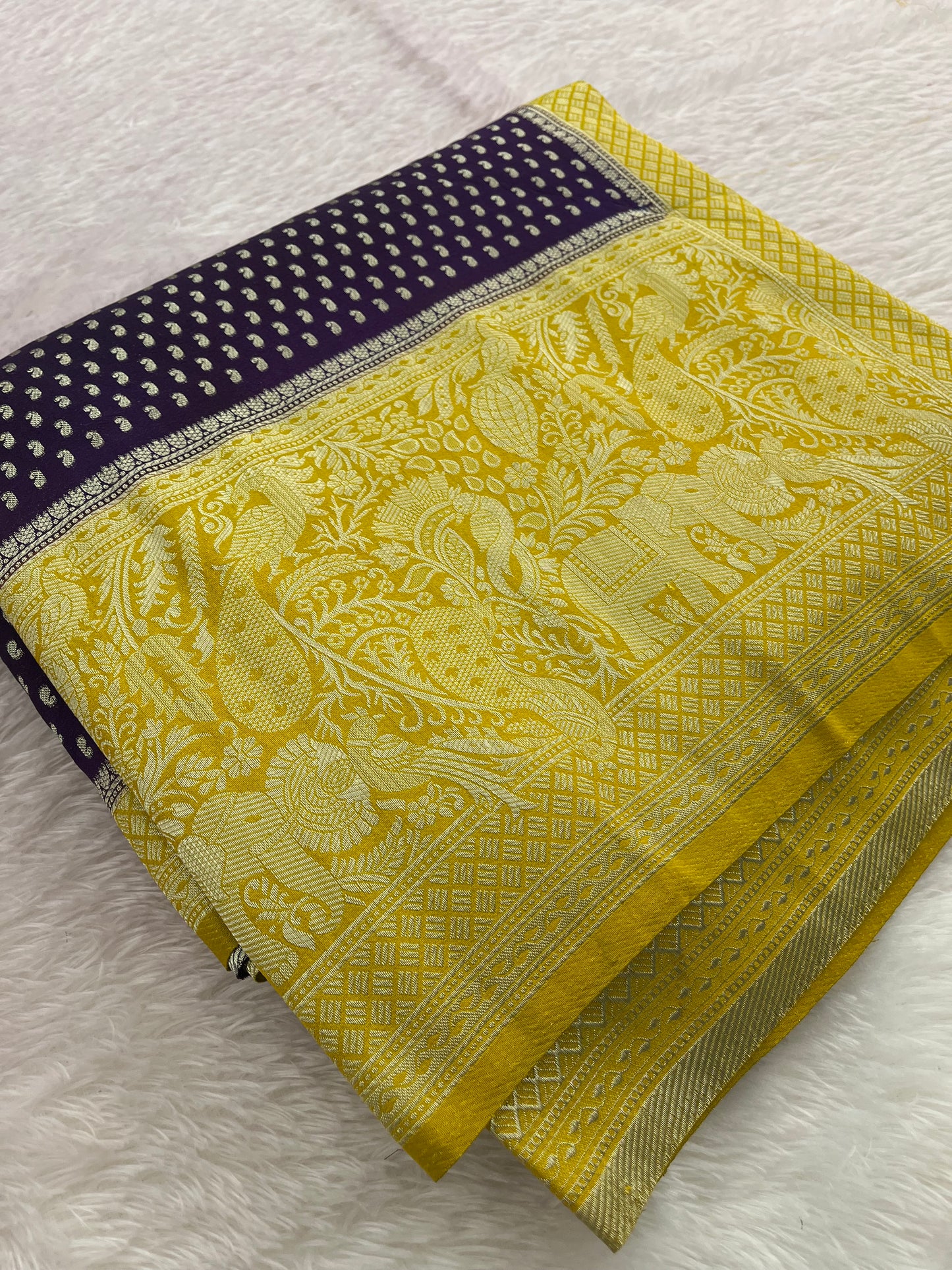 Kaddi Banarsi Small Butties Fancy