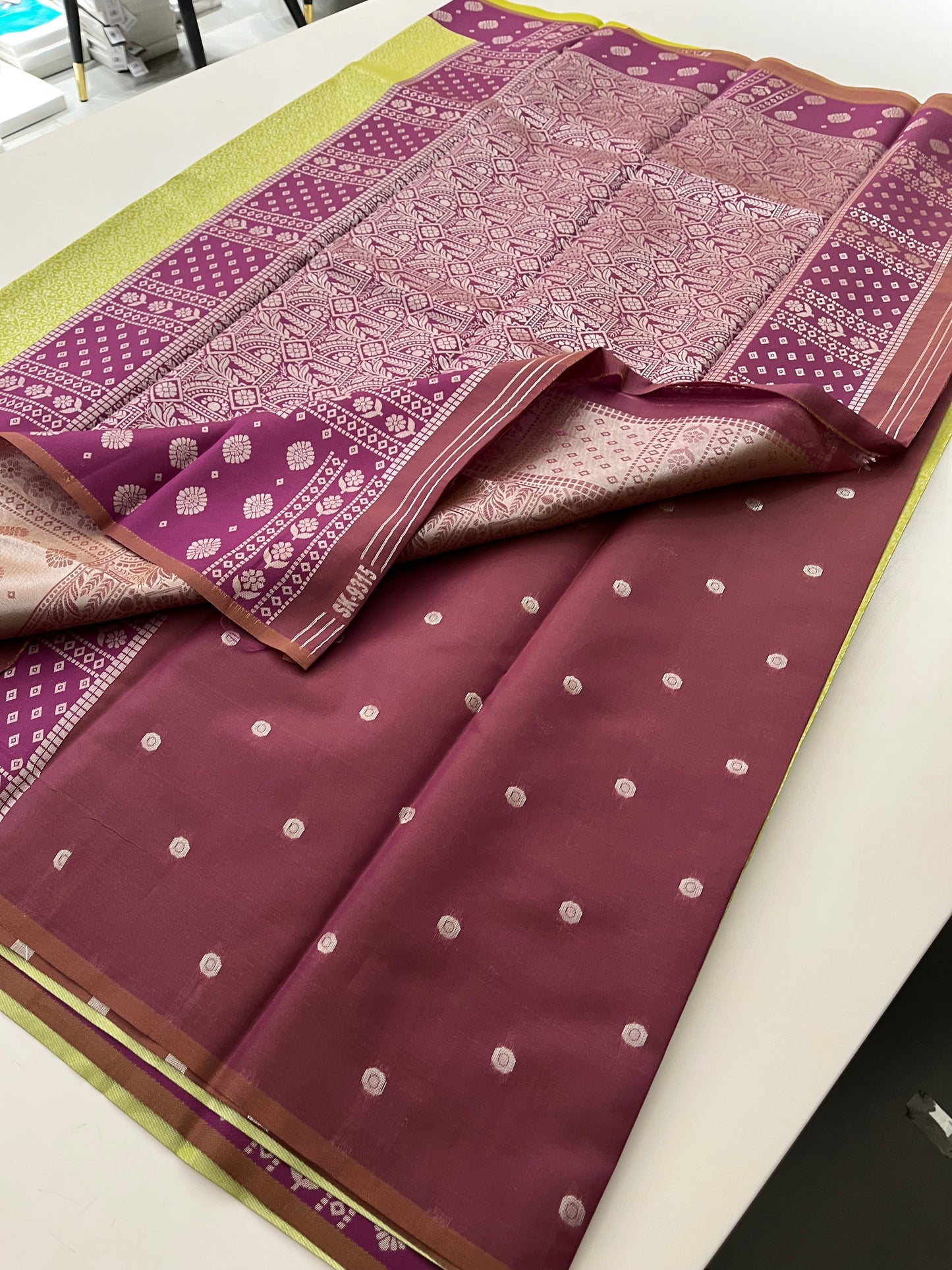 810 VALKALAM SILK/ SEMI SILK