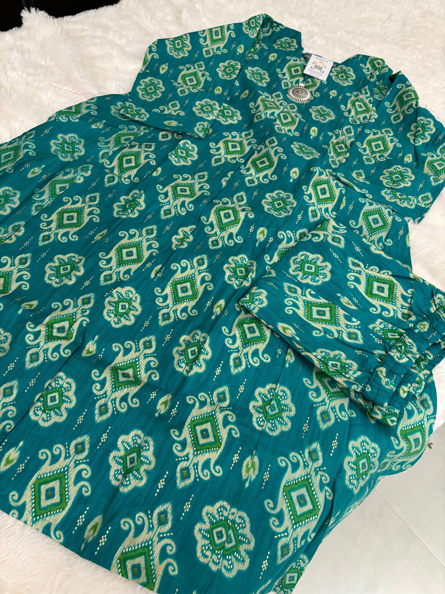 Office Wear Kurti With Pendant