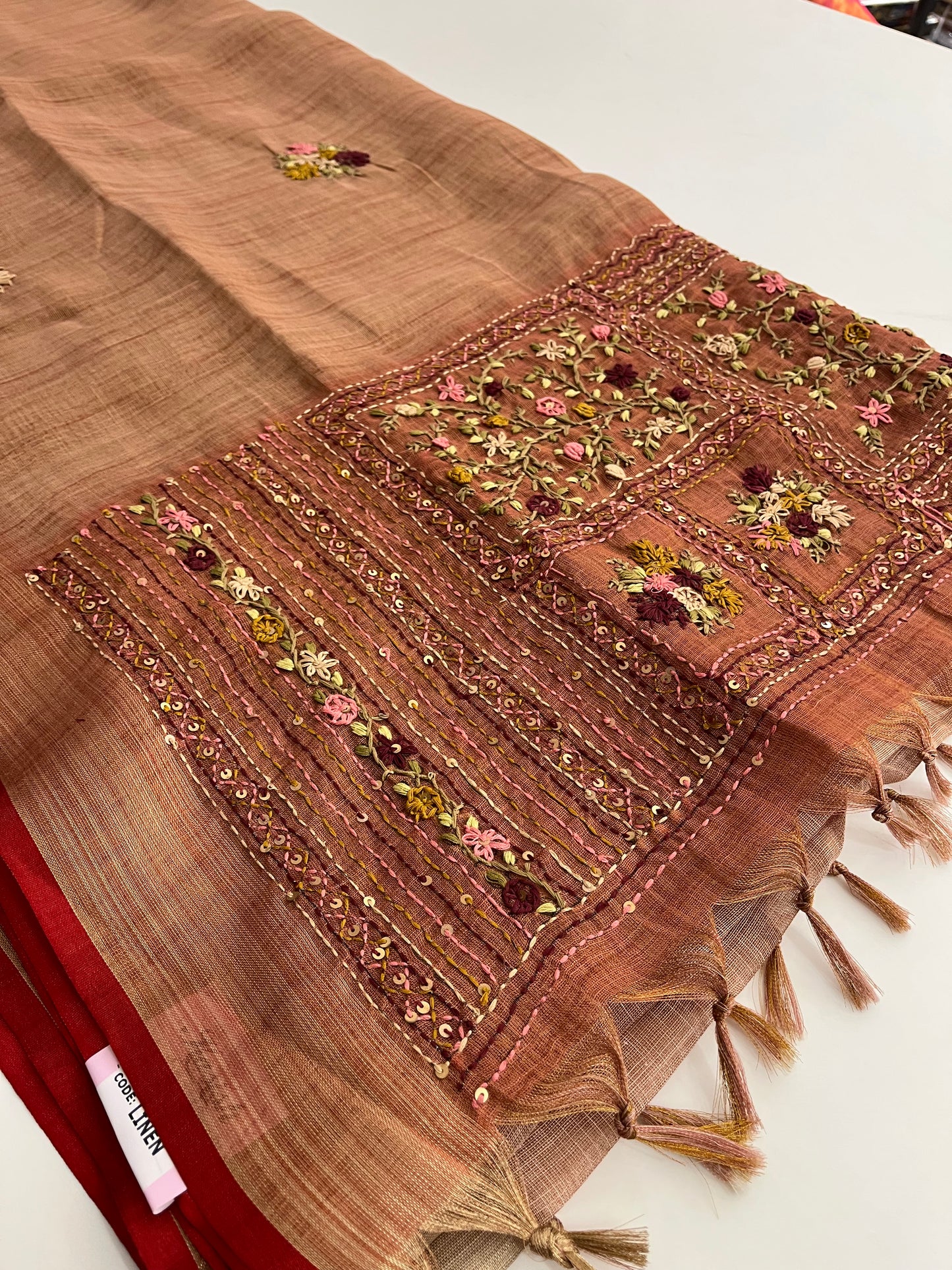 Linen Embroidery Fancy