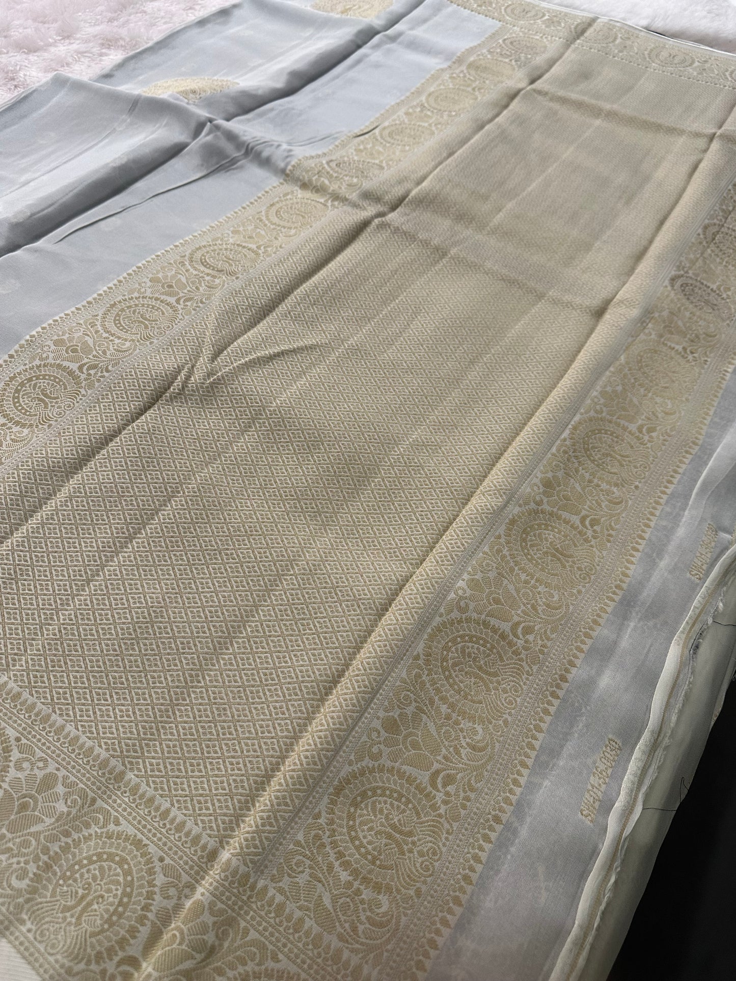 Designer Chinnon Crape-M28