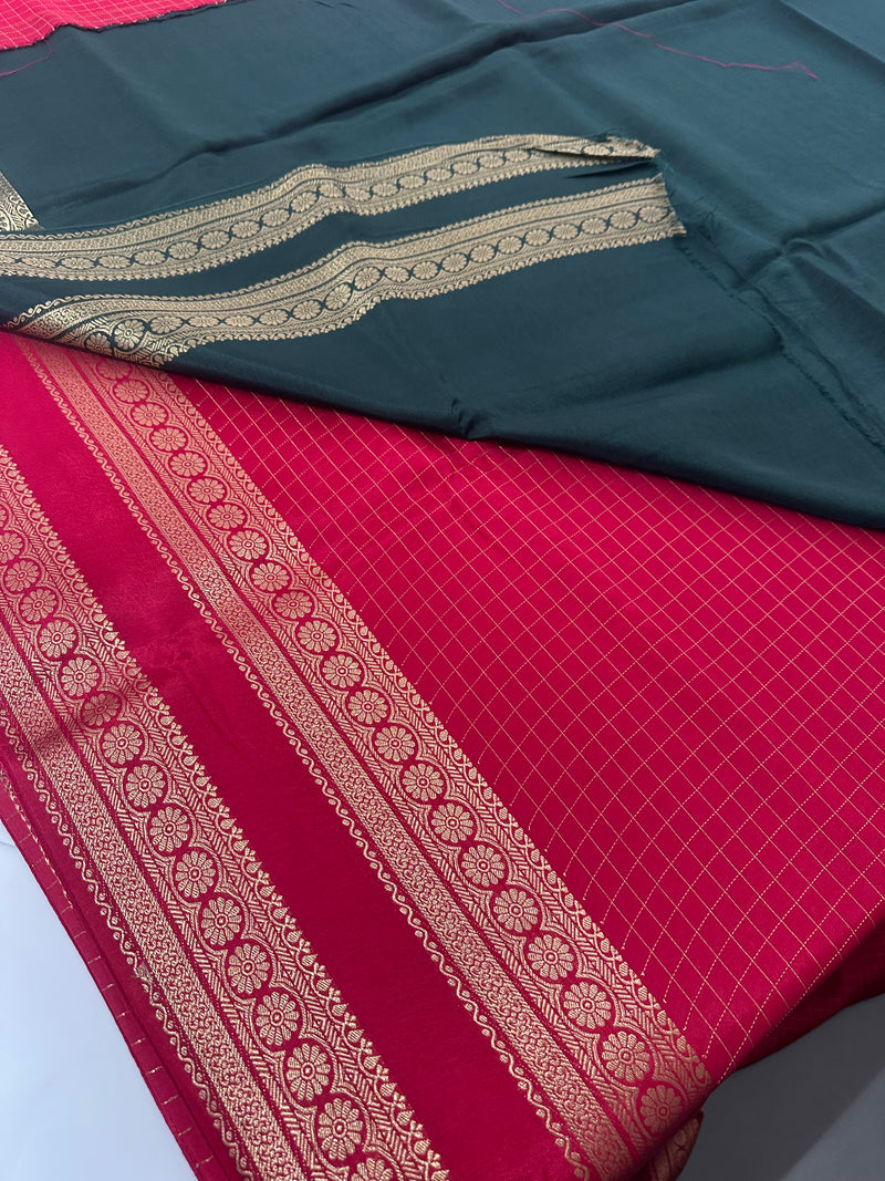 Banarasi crêpe sarees with contrast blouse piece🌹 comes in rich border and small Checks -AU6