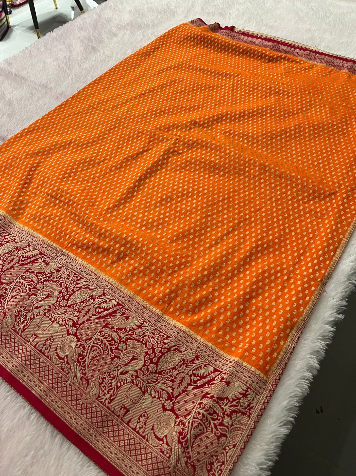 Kaddi Banarsi Small Butties Fancy