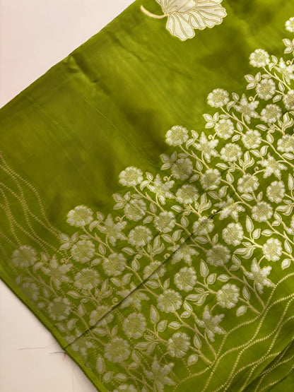 Chinnon Silk Premium Lily Green x Red-1121