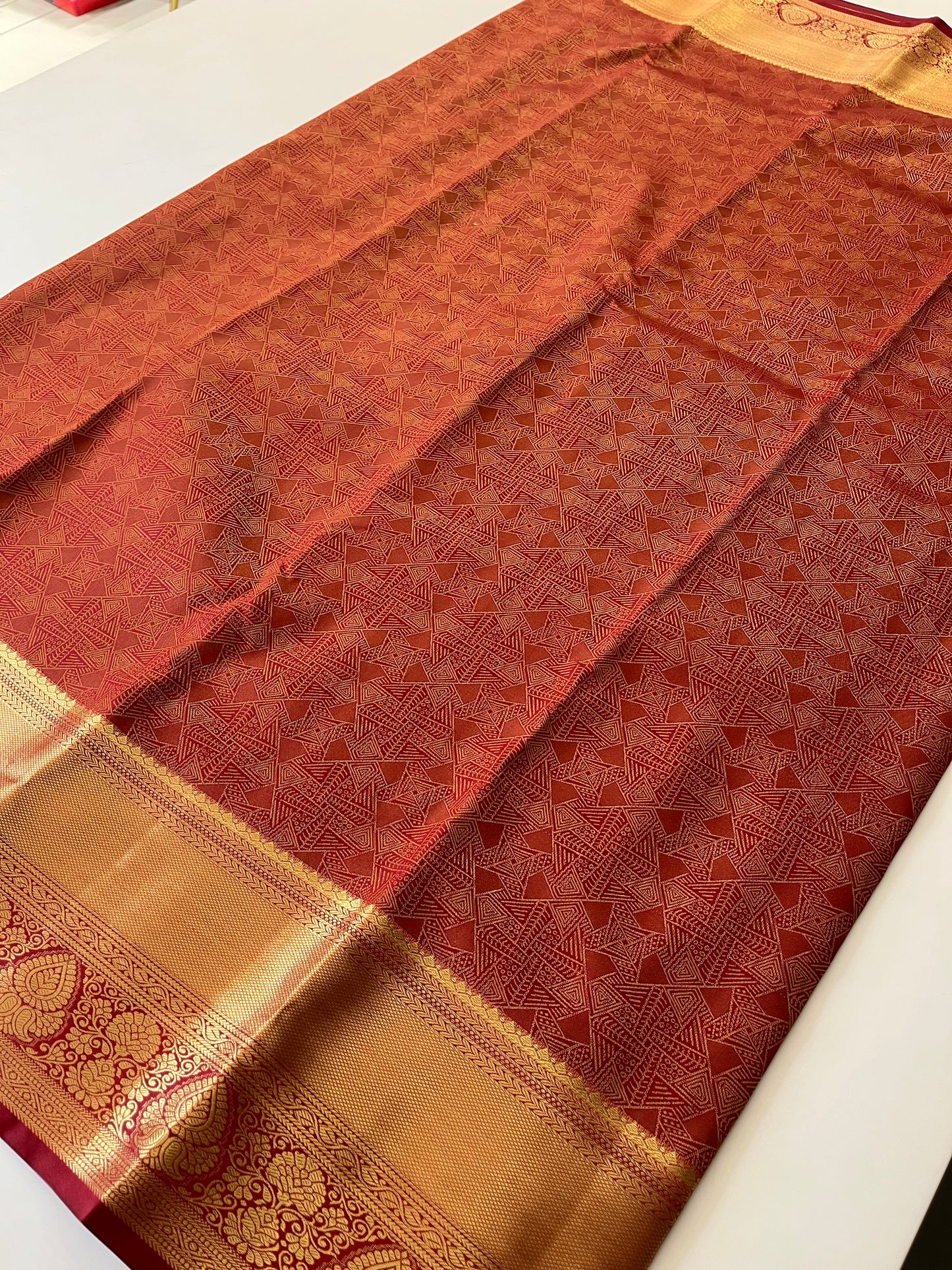 Kanchi semi silk brocade