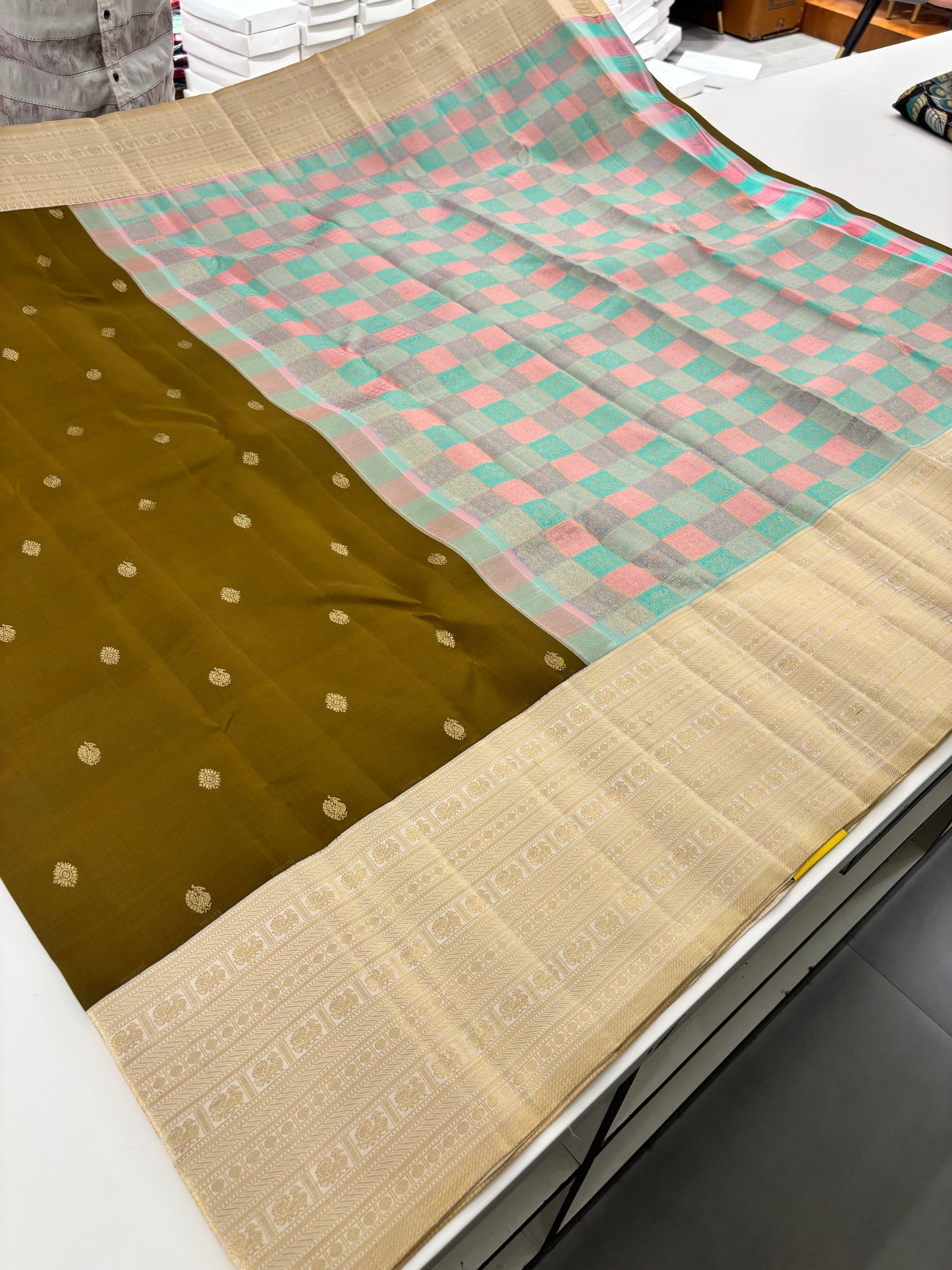 Pure Handloom Kanjeevaram Tissue Brocade Pallu and Blouse Designer Piece