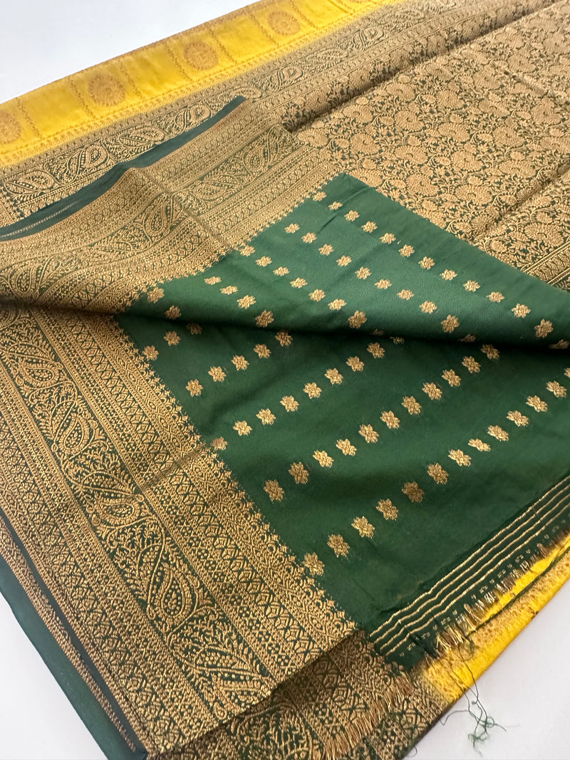 New collection in South Cotton Silk sarees for Varmahalaxmi with contrast matching blouse piece🌹-AU3