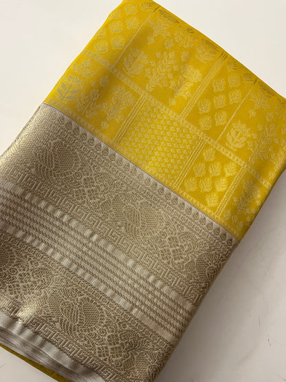 Ju11 Semi Silk